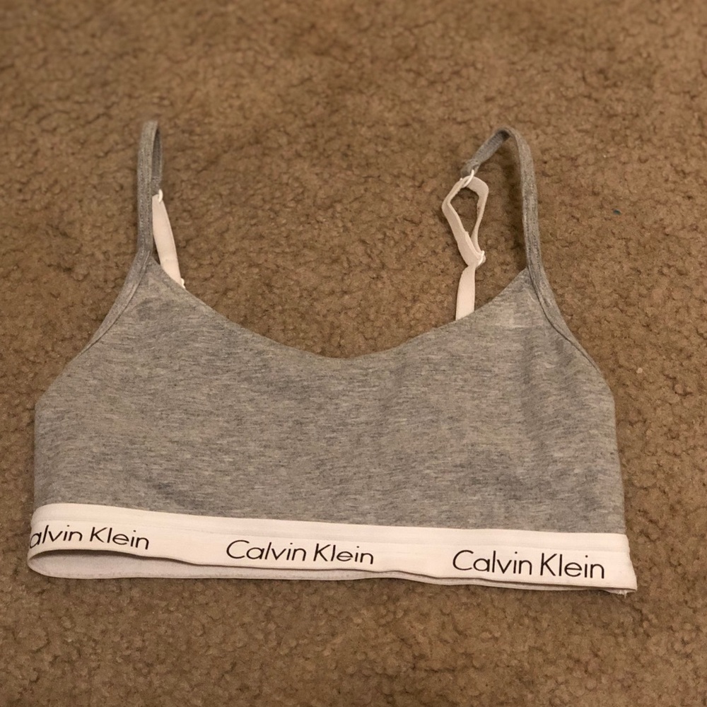 NEW CALVIN KLEIN BRALETTE